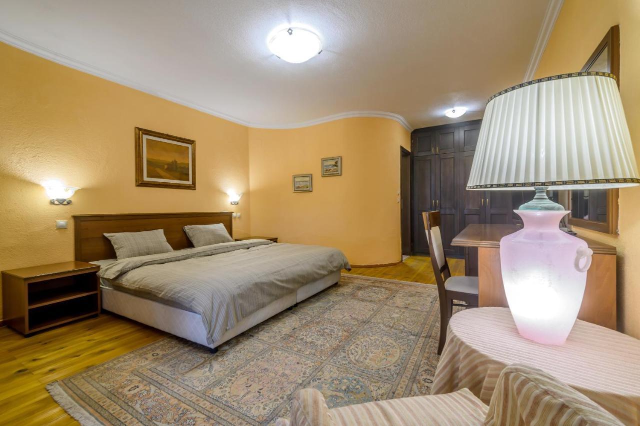 Anna Luxury * Shtarkelovo Gnezdo